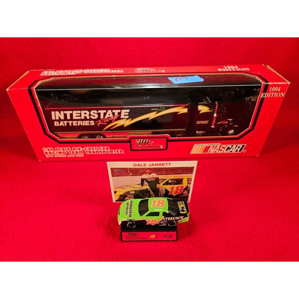 DALE JARRETT NASCAR TRANSPORTER‎ BUNDLE w/MATCHING STOCKCAR & PLAYER CARD